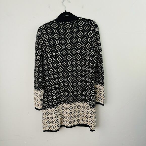 Nomadic Traders Black And Beige Geometric Knit Cardigan Womens Size Medium - Picture 7 of 8